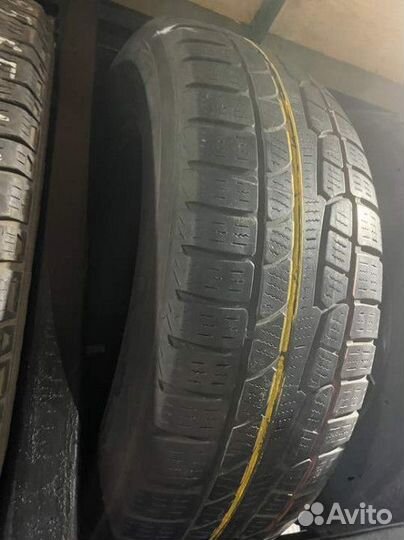 Nokian Tyres WR G2 SUV 215/65 R16