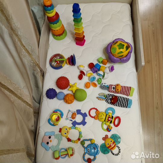 Игрушки для малышей