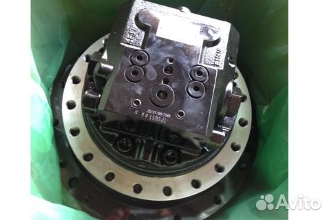 Бортовой редуктор Hitachi ZX160 ZX180