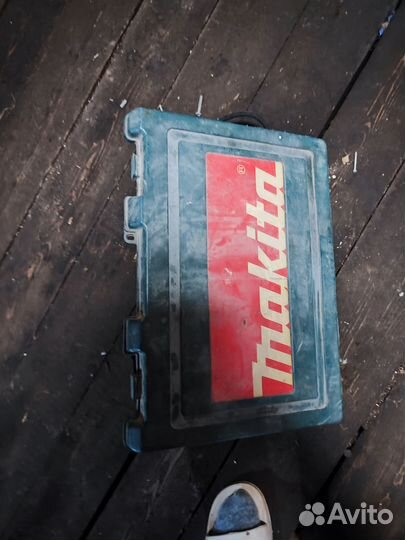 Перфоратор makita