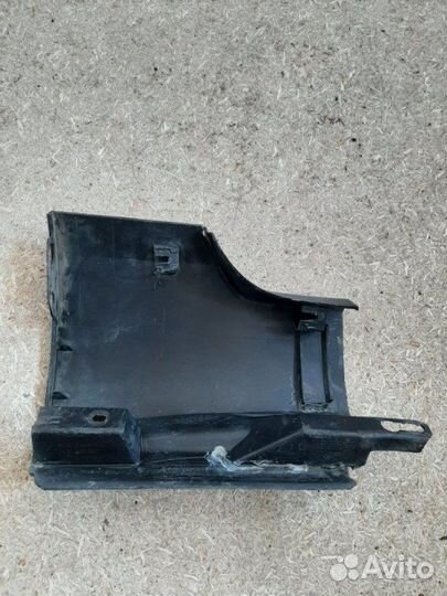 Накладка на порог наружная задняя левая Volkswagen