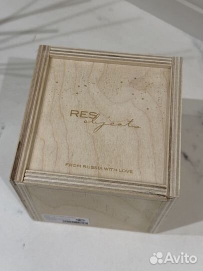 Фарфоровая фигурка змеи 