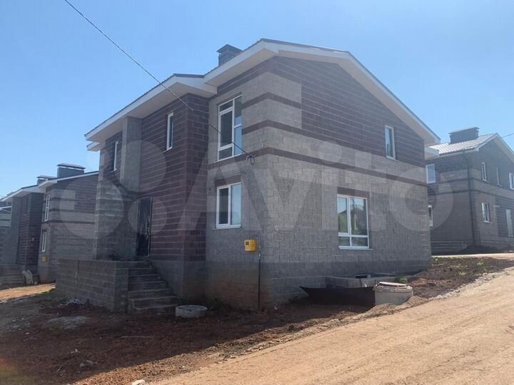 Таунхаус 98,2 м² на участке 3 сот.