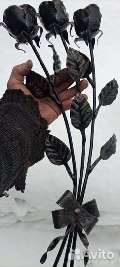 Кованые розы