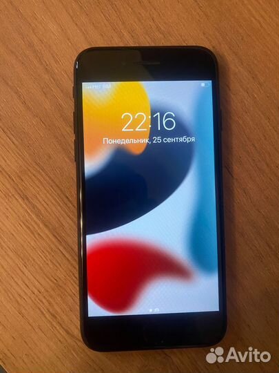 Телефон iPhone SE 2020 64gb