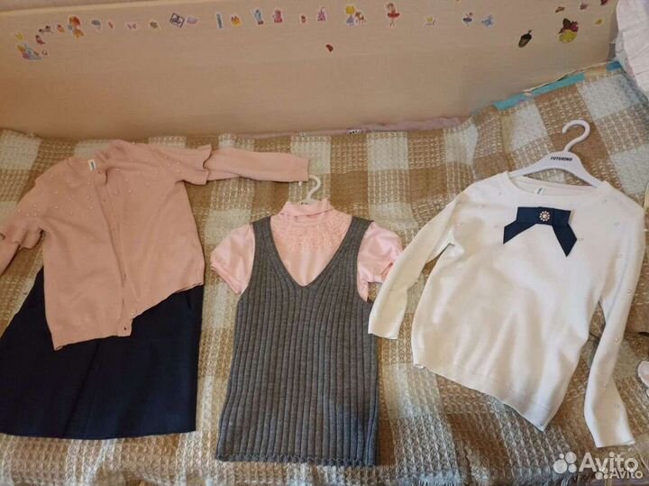 Школьные вещи пакетом от 122 девочке