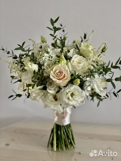 Свадебные букеты, оформление свадебного торжества