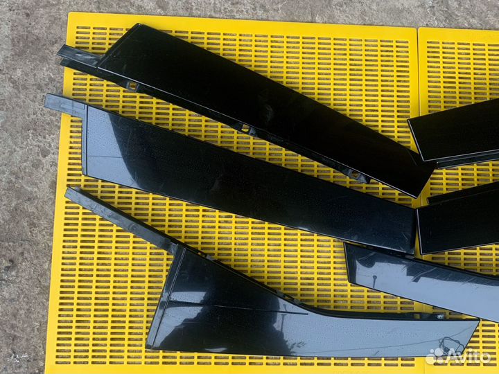 Молдинги дверей чёрный хром Фольксваген NF