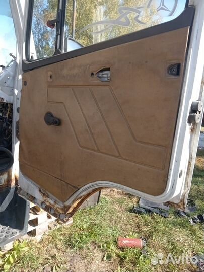 Двери мерседес 814