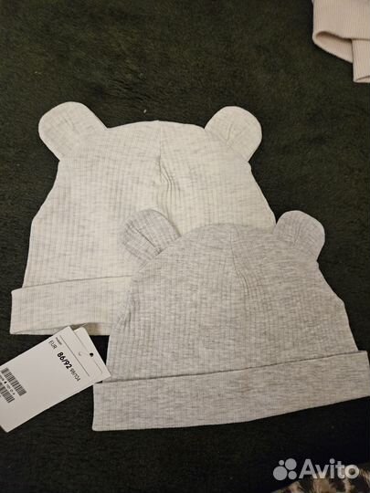 Шапочки хлопковые H&M 2 шт,продаю вместе