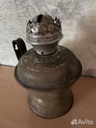 Керосиновая лампа