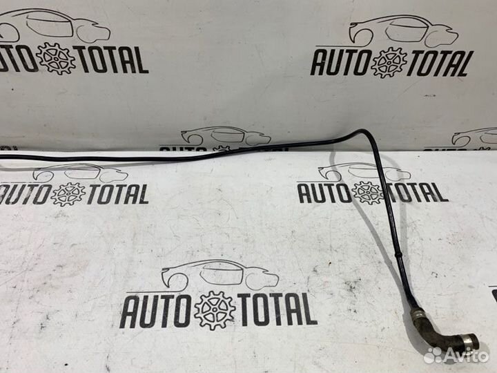 Трубка топливная Bmw 745 E65 N62B44 2004