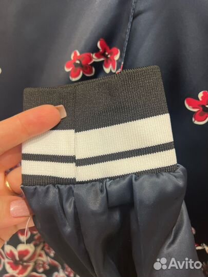 Бомбер лёгкий Valentino 46