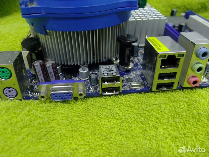 4 ядра, 3 гига ддр3, мат. плата 775, кулер