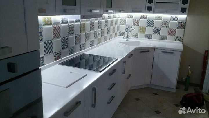 Искусственный акриловый камень