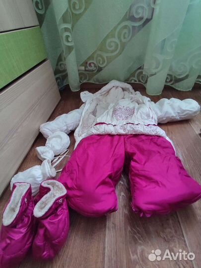 Зимний комбинезон для девочки