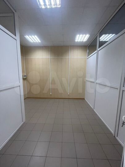 Офис, 196 м²