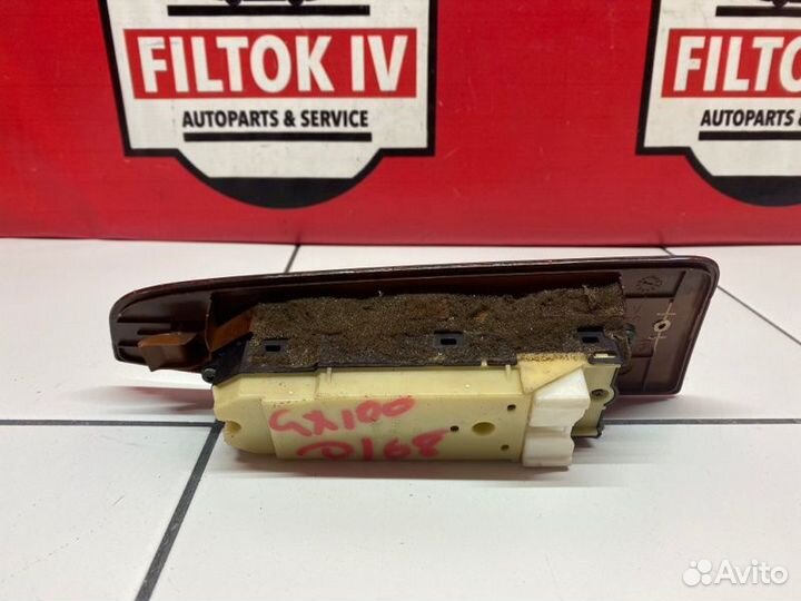 Блок управления стеклоподъемниками правый Toyota