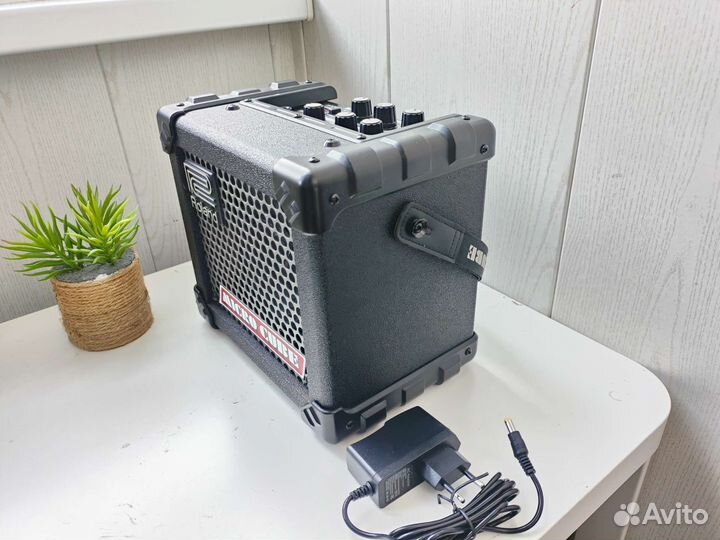 Комбоусилитель процессорный Roland Micro Cube