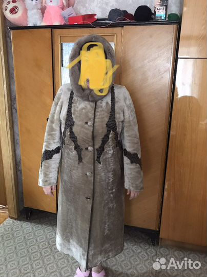 Шуба мутоновая с капюшоном 50-52