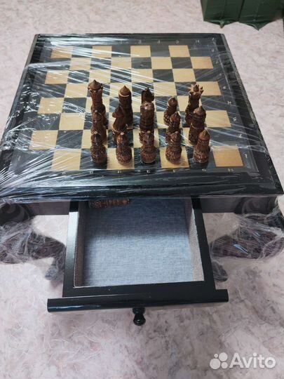Шахматы ручной работы стол
