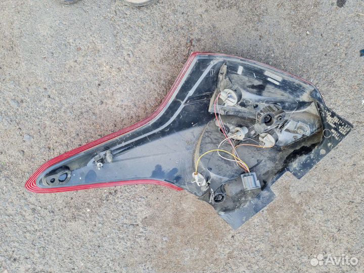 Задний фонарь ford focus