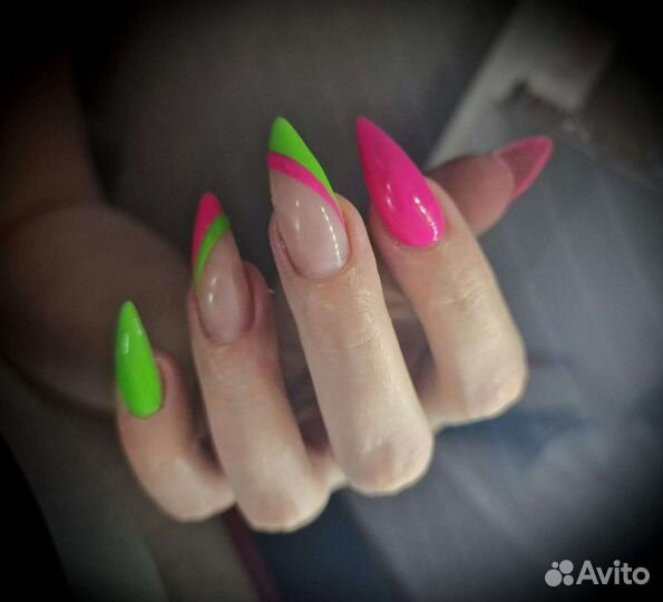 Наращивани ногтей, коррекция, покрытие гелем