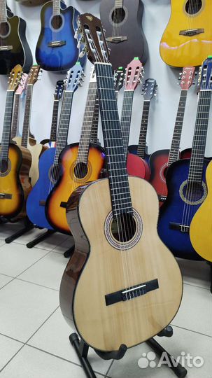 Классическая гитара