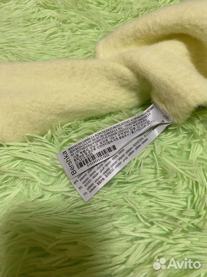 Теплая кроп-кофта