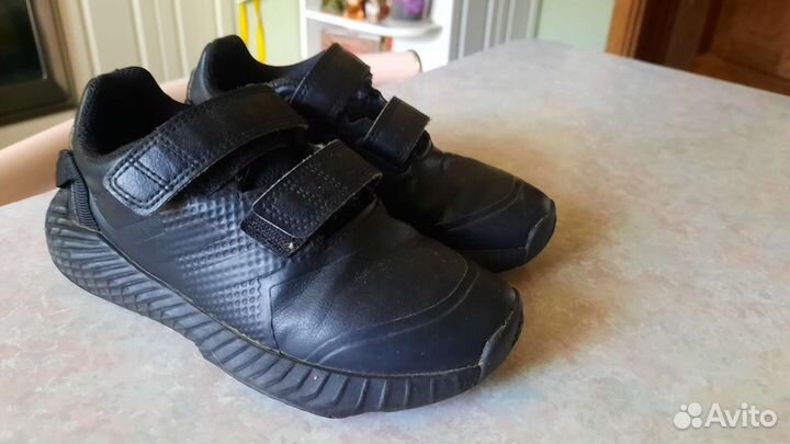 Кроссовкиadidas