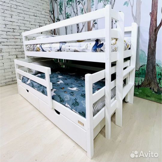 Детская кровать из березыс выкатным местом