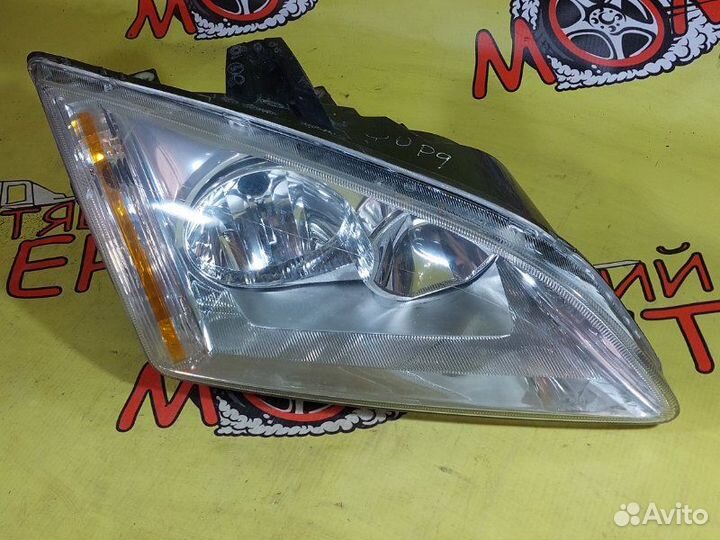 Фара передняя правая Ford Focus Ii 2 седан 1.6