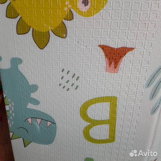 Детский развивающий коврик для ползания