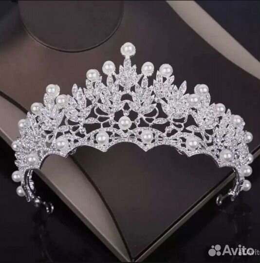 Комплекты украшений, бижутерия в аренду