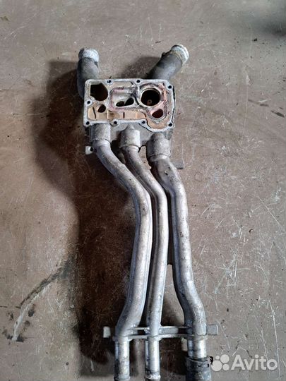 Корпус термостата на Porsche Cayenne 955