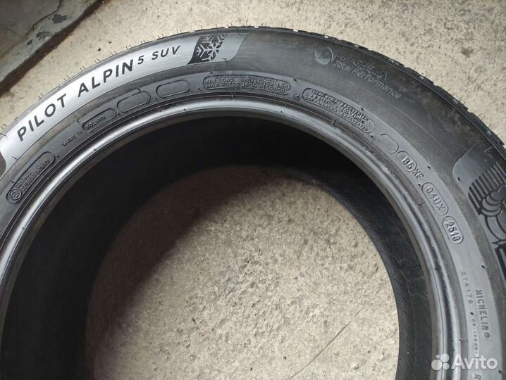 Michelin Pilot Alpin 5 SUV 235/60 R18 и 255/55 R18