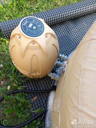 Бассейн мягкий, с подогревом и джакузи