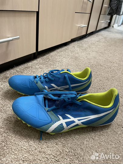 Шиповки asics hyper