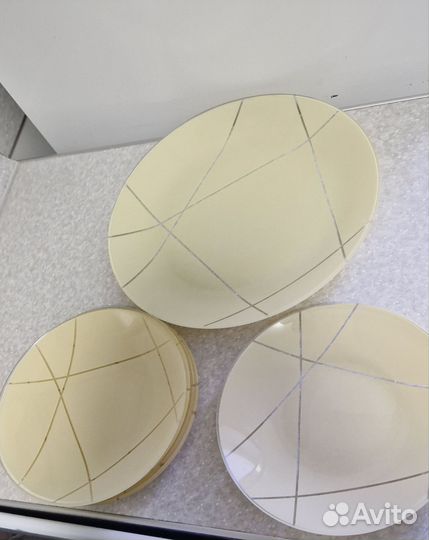 Набор тарелок