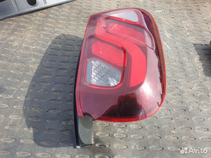 Фонарь задний левый Renault Duster Дастер рестайл