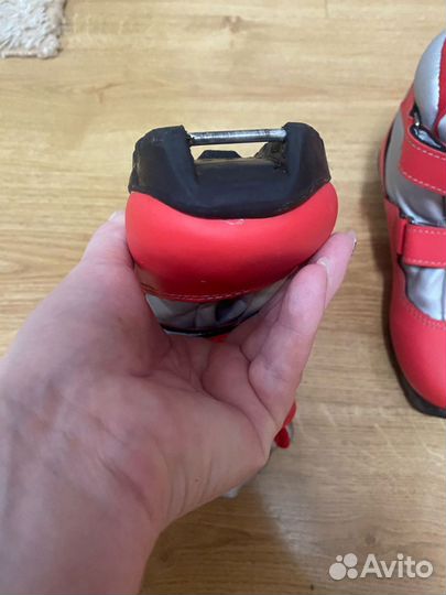 Лыжные ботинки