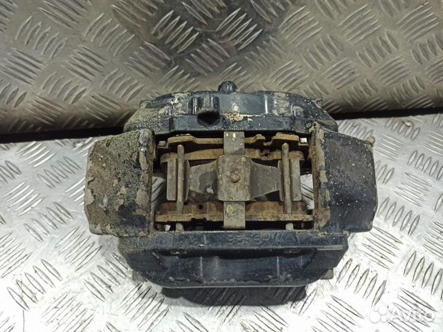 Суппорт MB W220 (98-05) пер R б\у