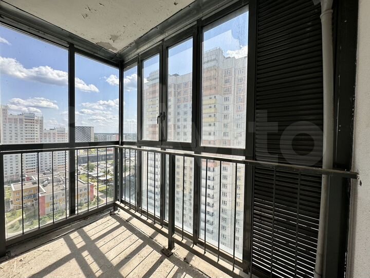 3-к. квартира, 101 м², 17/25 эт.