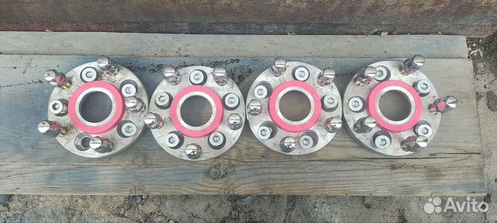 Проставки колесные 5х100