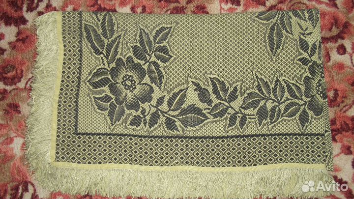 Скатерть, покрывало,накидки на кресло