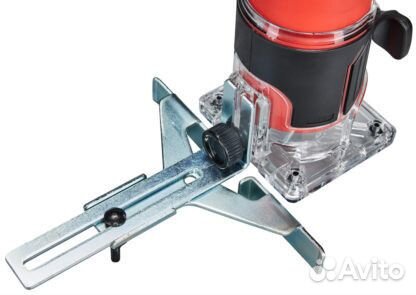 Фрезер Makita M3702