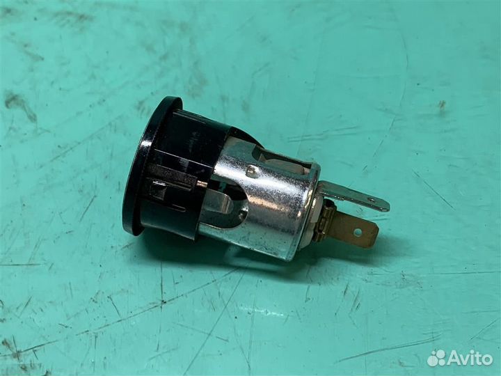 Розетка 12V #:7368 Mercedes-Benz W220 S-Class 19