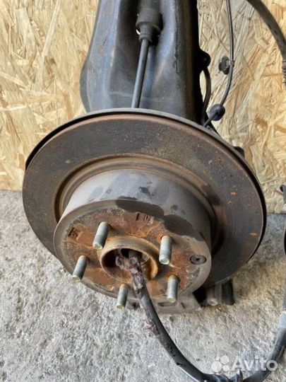 Ступица задняя Outlander CW5W 4вд 302мм диск