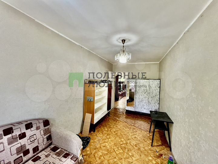 2-к. квартира, 47 м², 3/5 эт.