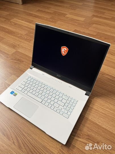 Игровой ноутбук msi 17.3